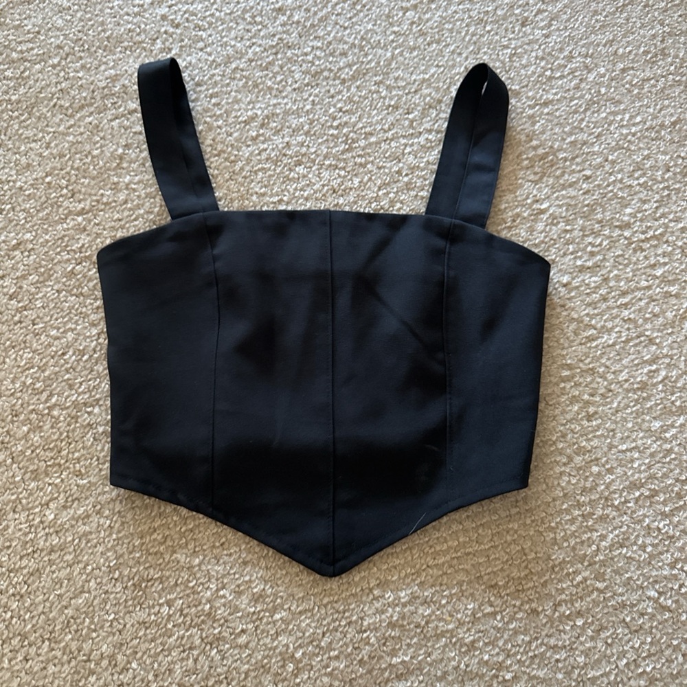 Francesca's Collections Black Crop Top
